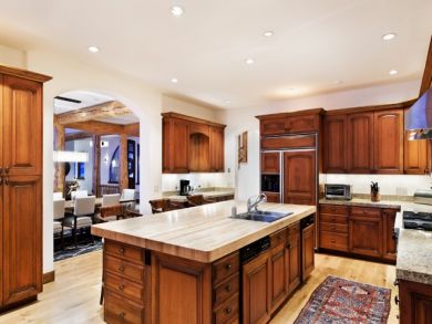 Luxury Aspen Vacation Rental Home Five Bedrooms